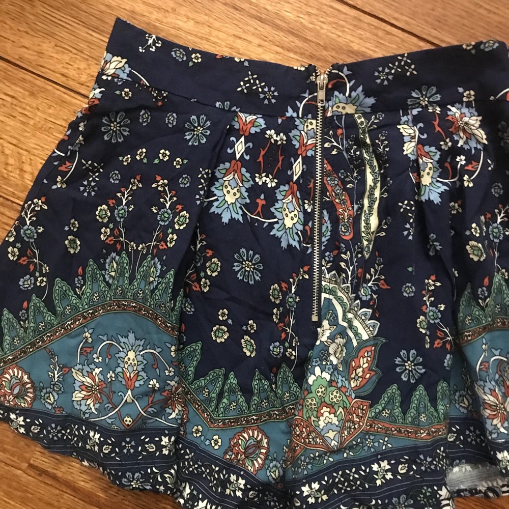 Boho Two Piece Set - Picture 3 of 4